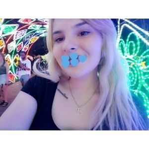 Meet your Posher, Christina